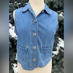 Vintage size medium St. John’s Bay denim jean jacket size medium